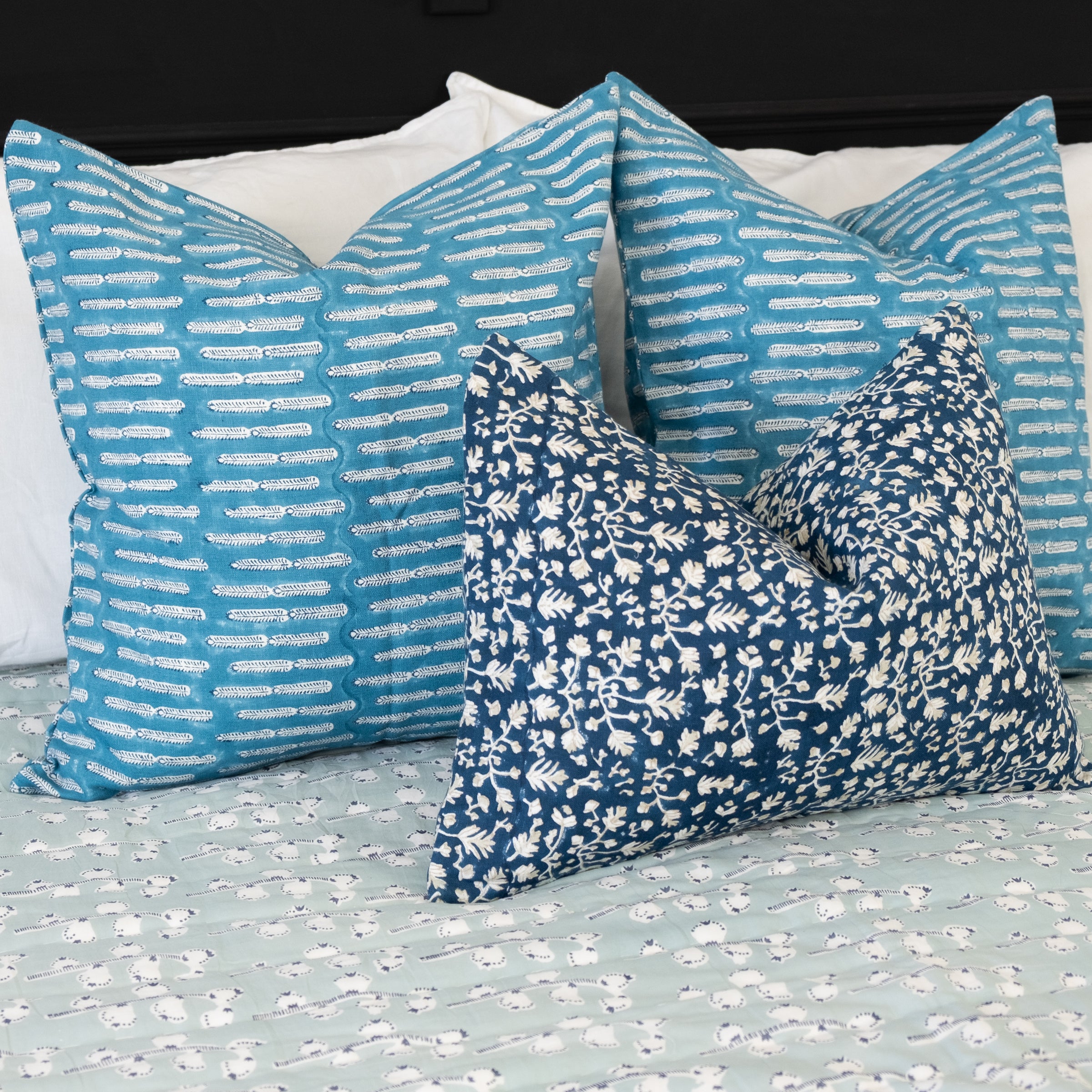 Anna Navy Linen Pillow