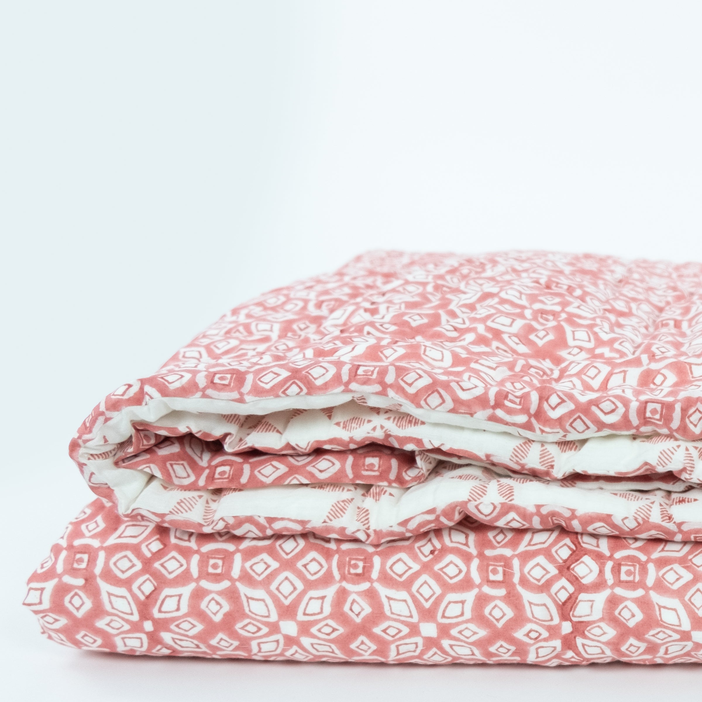 Lara Coral Quilt (Large, Small)