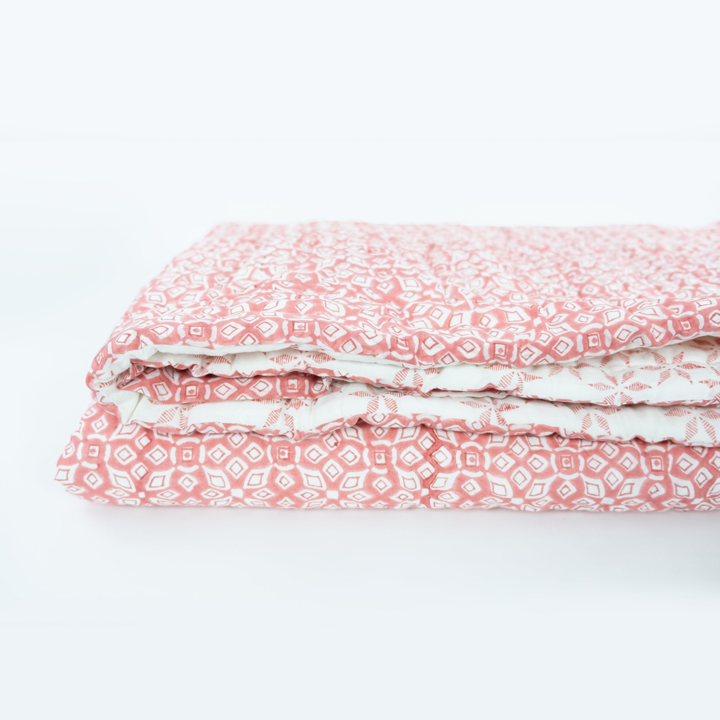 Lara Coral Quilt (Large, Small)