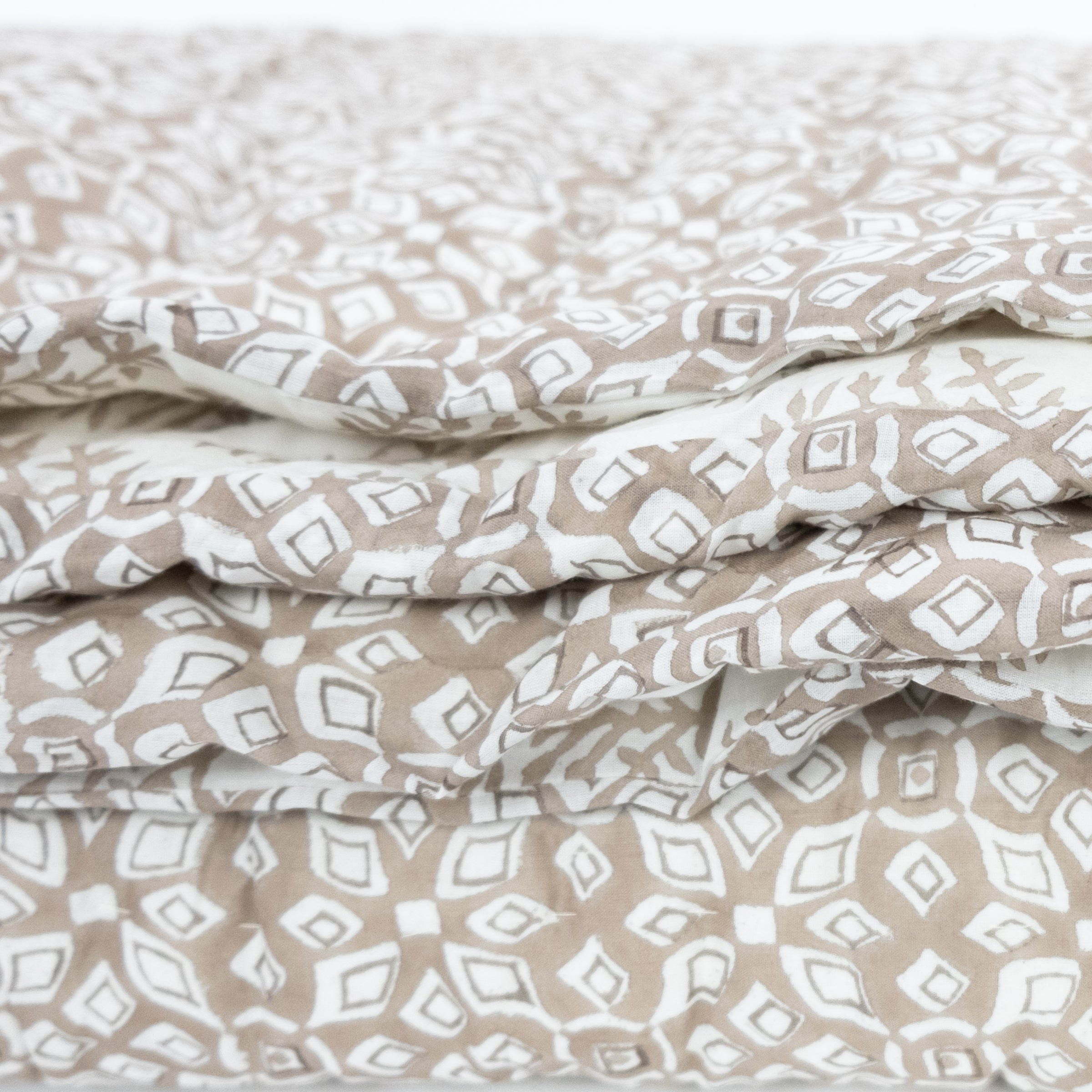 Lara Tan Quilt (Large, Small)