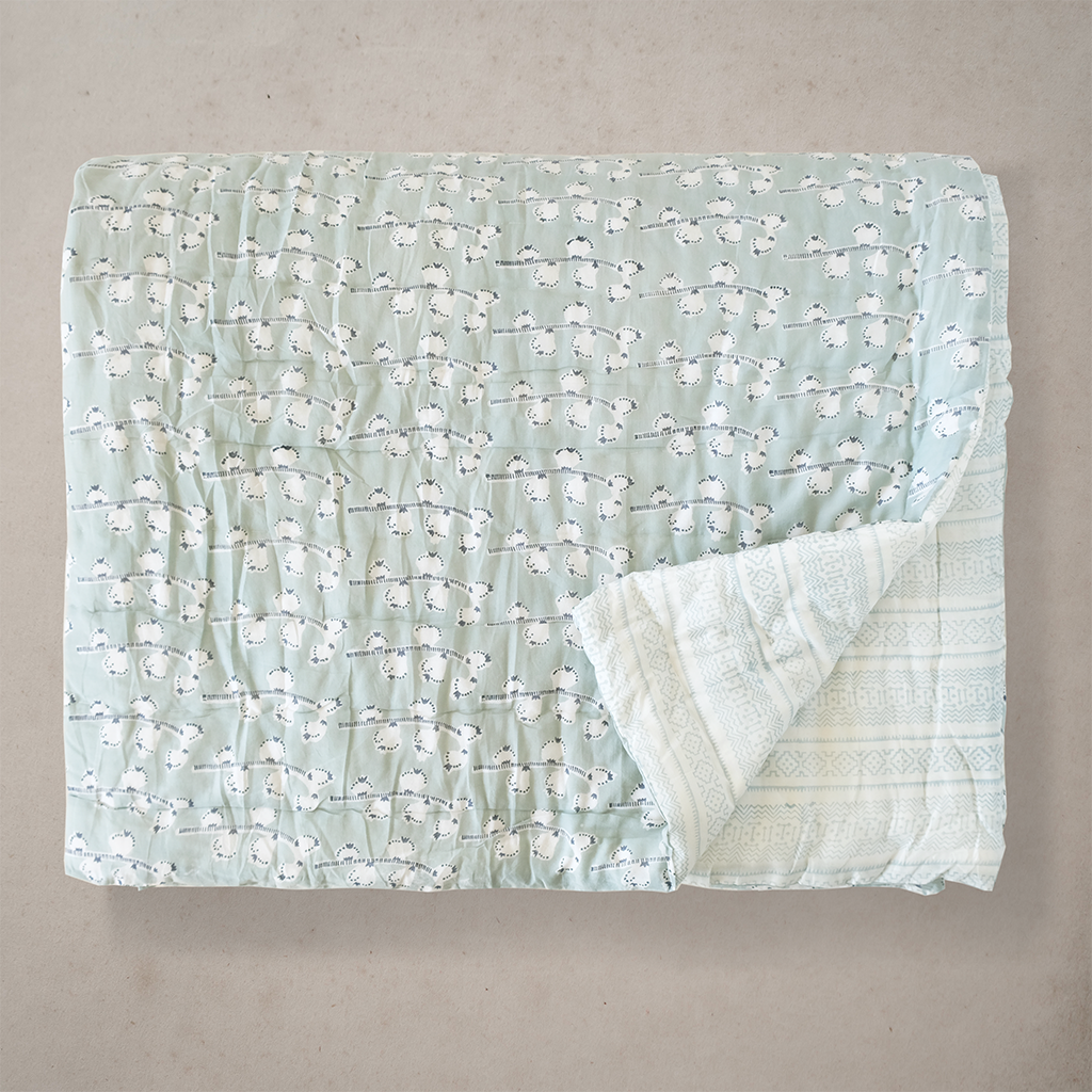 Lorraine_Floral_Quilt_ALLEM_STUDIO